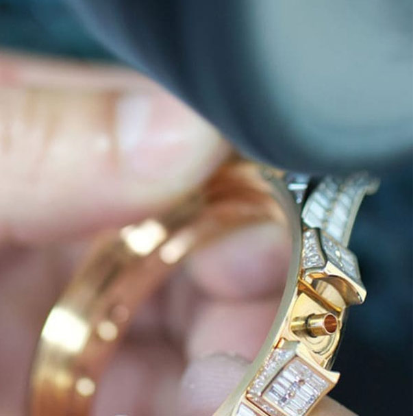 表扣与表链保养-Hublot 宇舶维修服务中心